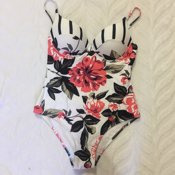 Cupshe One-Piece Swimsuit White Floral Striped - Picture 2 of 4